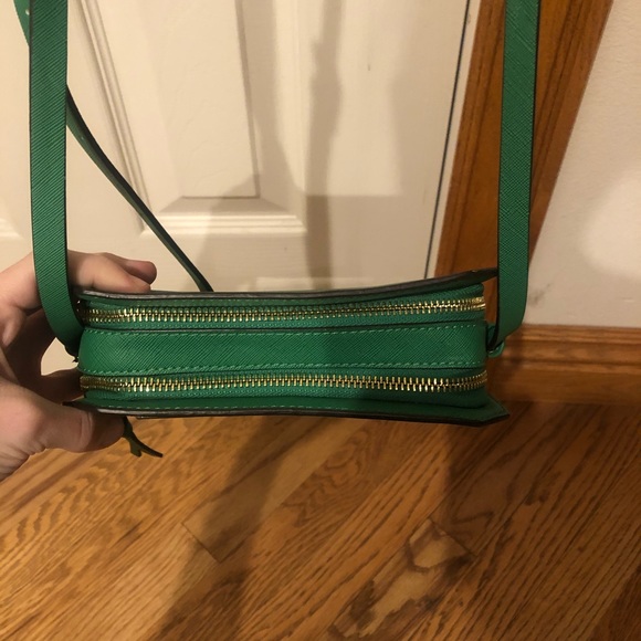 Steve Madden crossbody purse - Picture 3 of 5